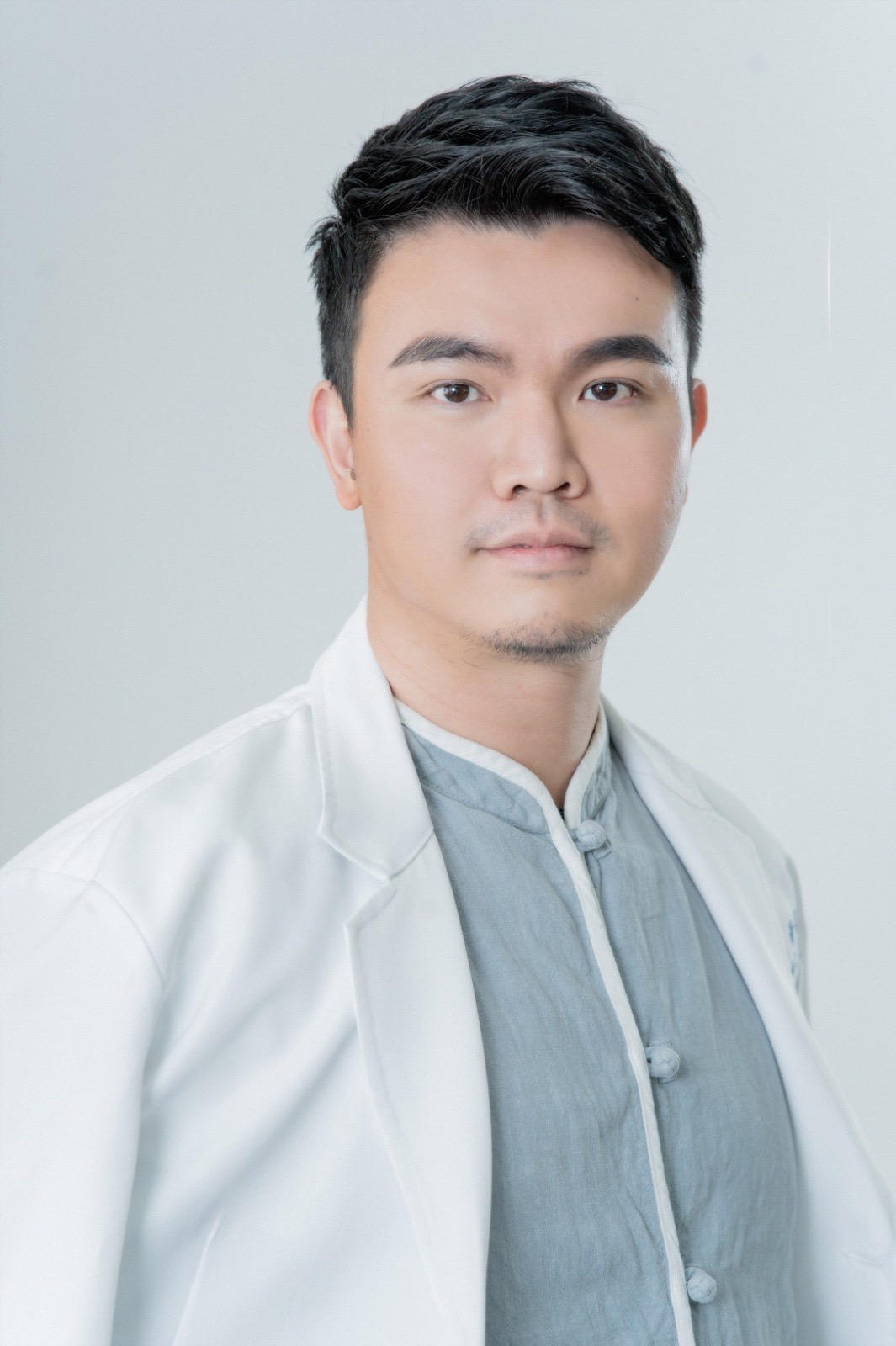 黃子彥講師形象照